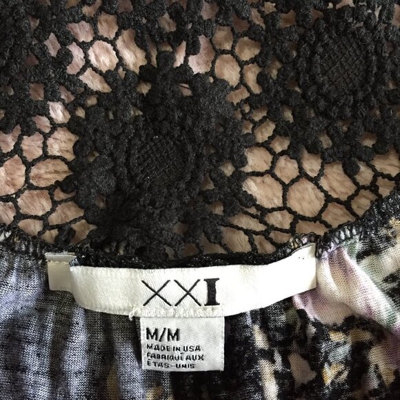 Forever XXI Floral Black Cami - Picture 5 of 9